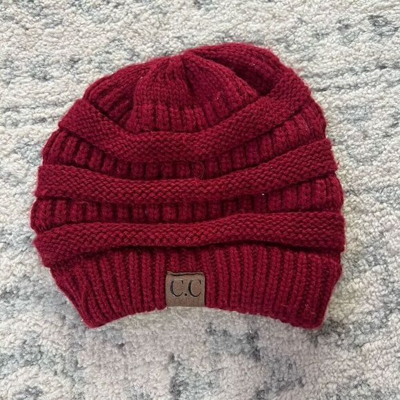 C.C. Maroon Thick Cable Knit Beanie - Picture 1 of 3